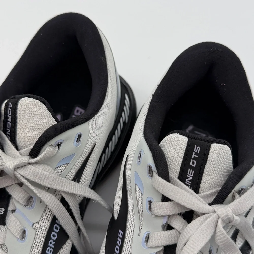 Brooks Adrenaline GTS Men’s Running Shoes in Light Gray and Black - Picture 13 of 16